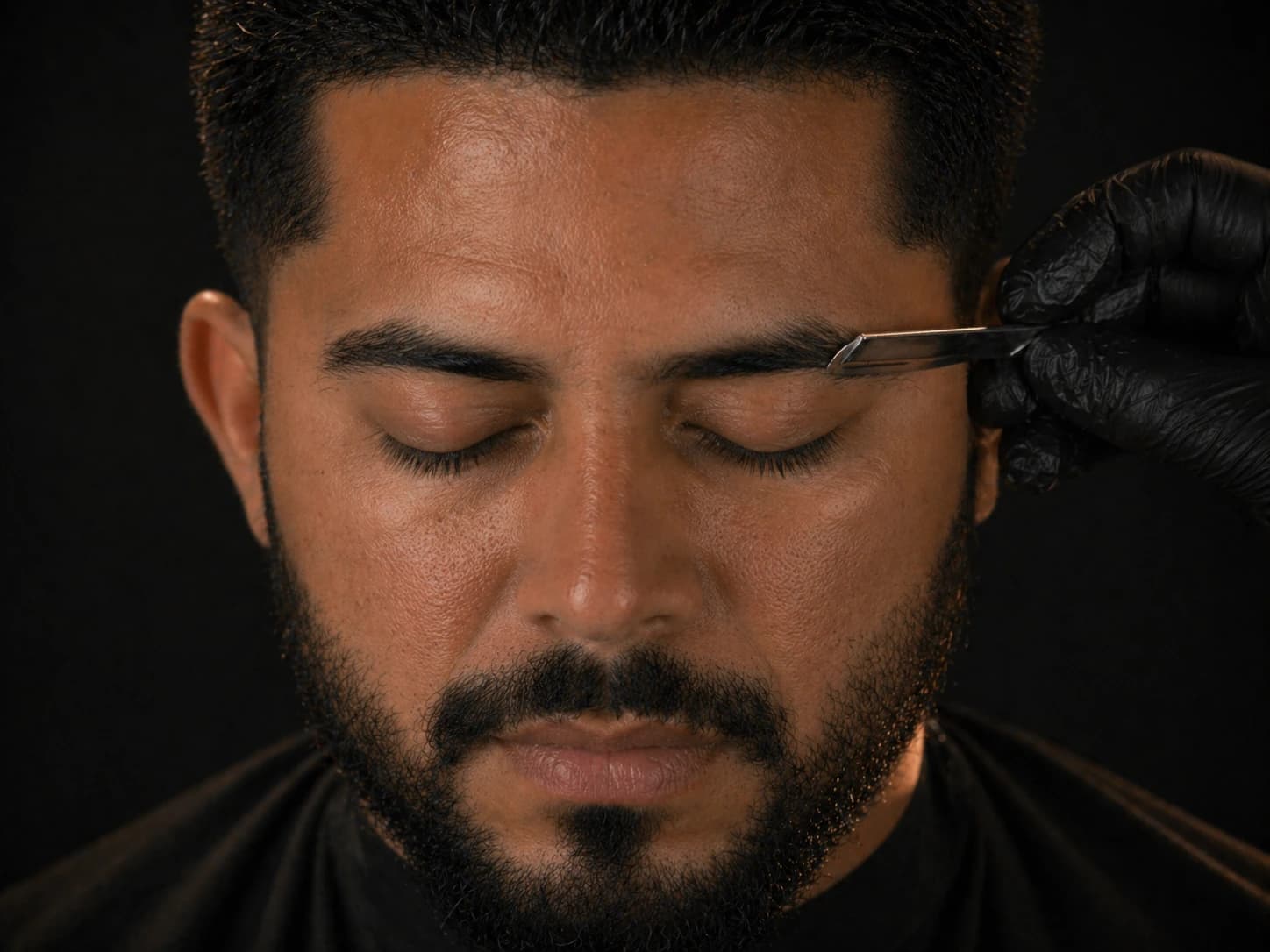 Sobrancelha Masculina — Barbearia Tramontta, Joinville
